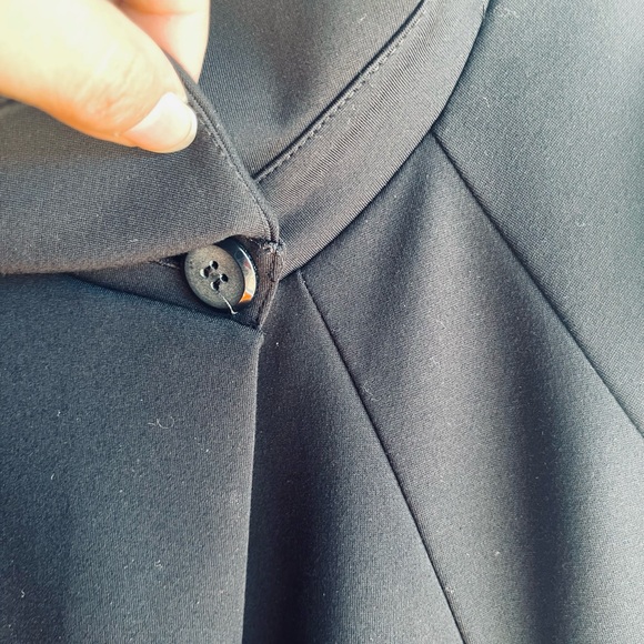 Joseph Ribkoff black 1 button overcoat sz 8 but can easily fit up to a sz 12 . - Picture 5 of 5